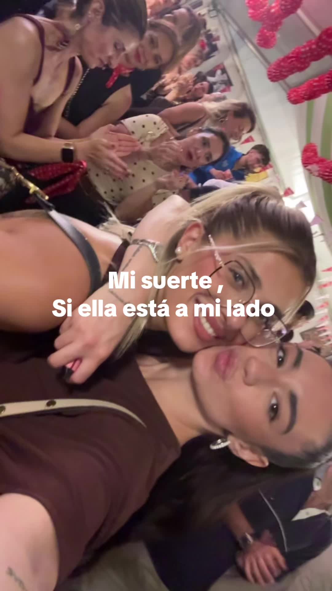 @Ana González