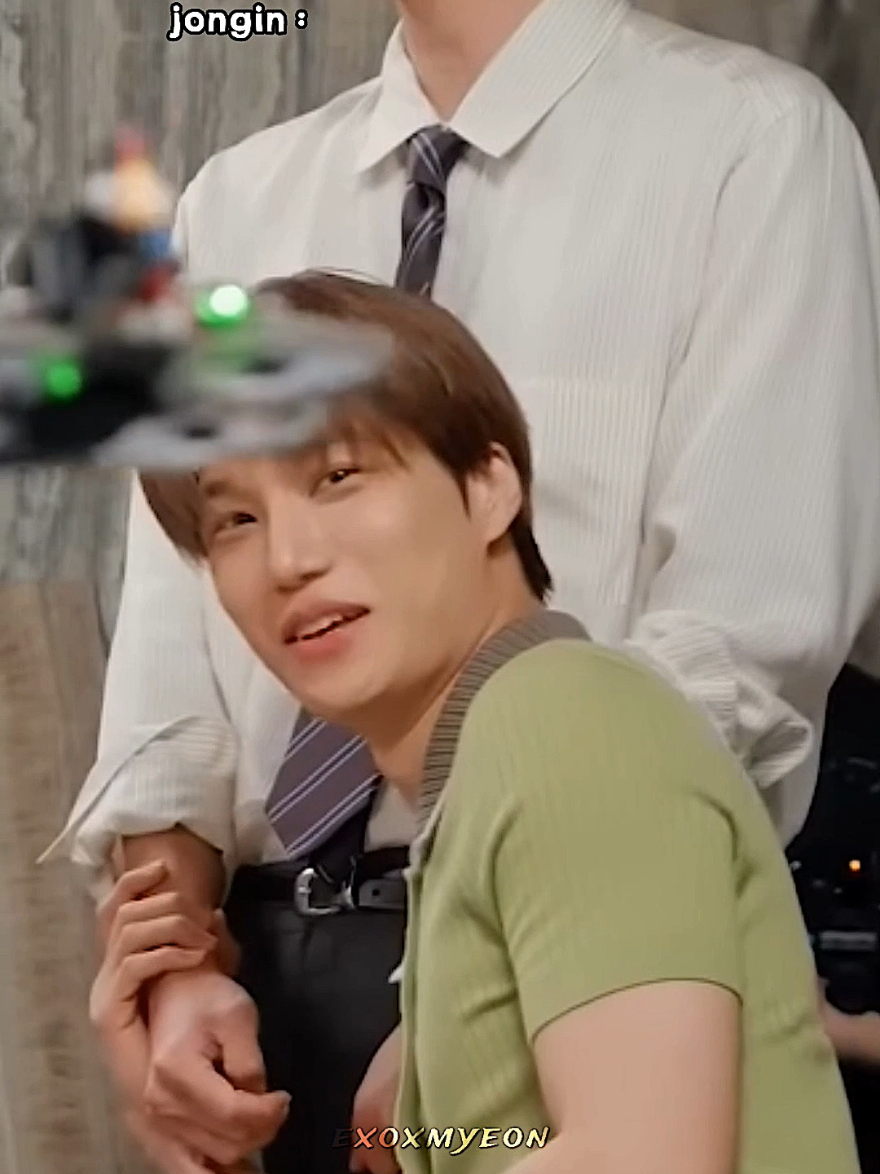 @EXO
