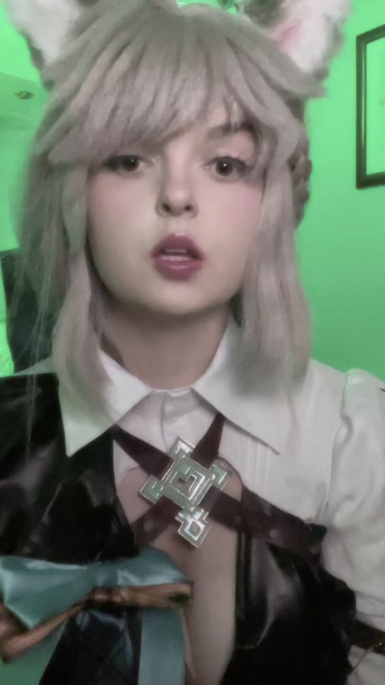 @eli :3 || megacon december ๐