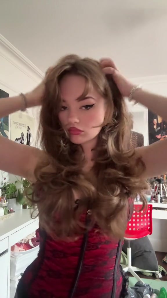 @Liv
