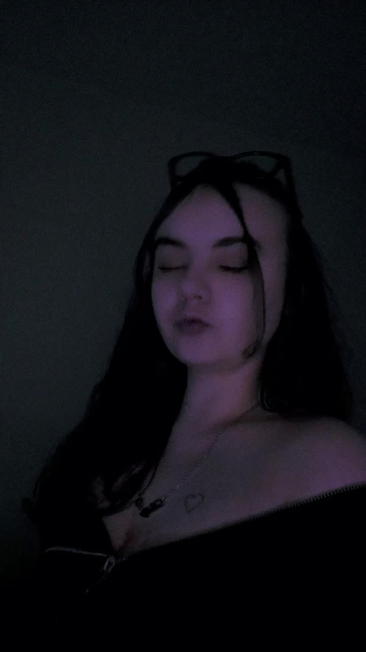 @𝔇𝔢𝔫𝔦𝔰𝔢 ୨୧🧸🐍