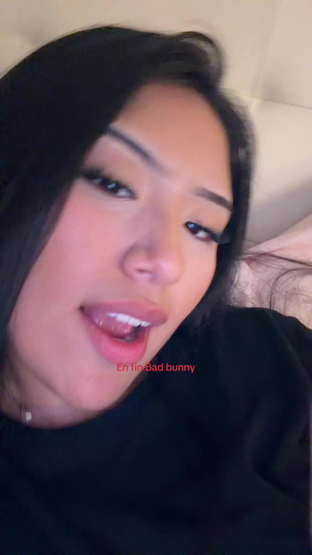 @Saheliii_