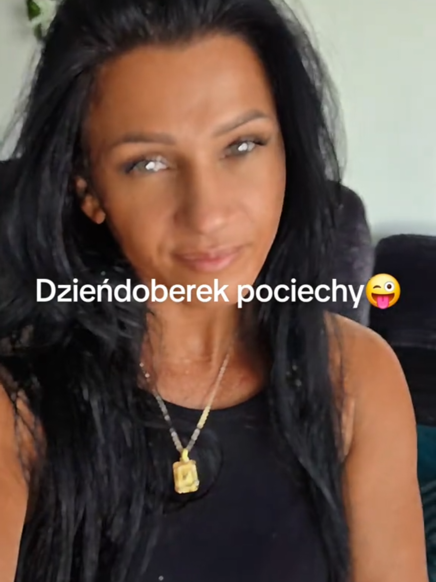 @Kobietka z dystansem (😂🤣😅)