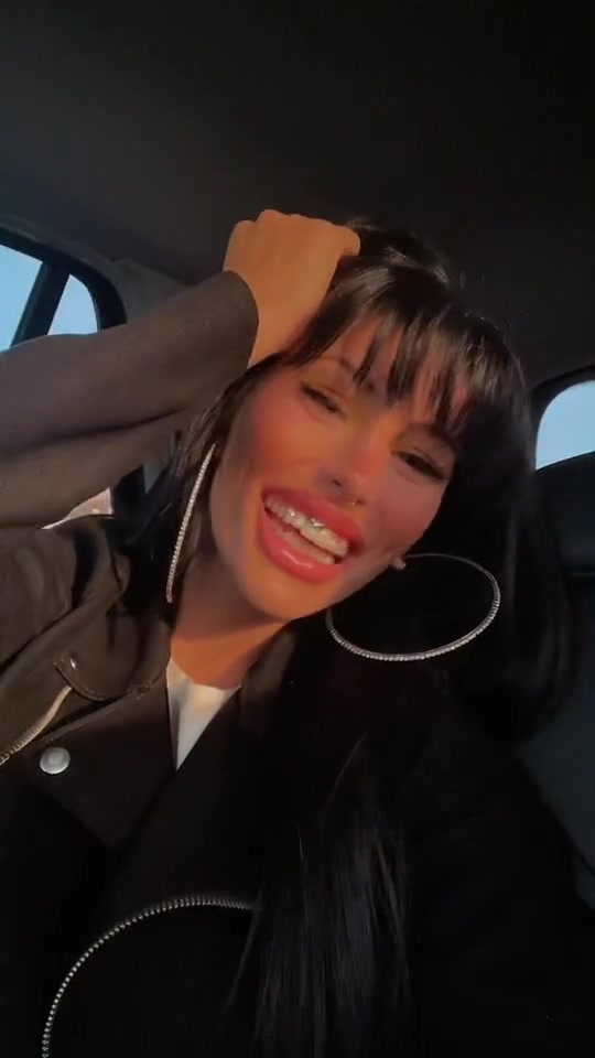 @ཐིunbezahlte.influencerinཋྀ