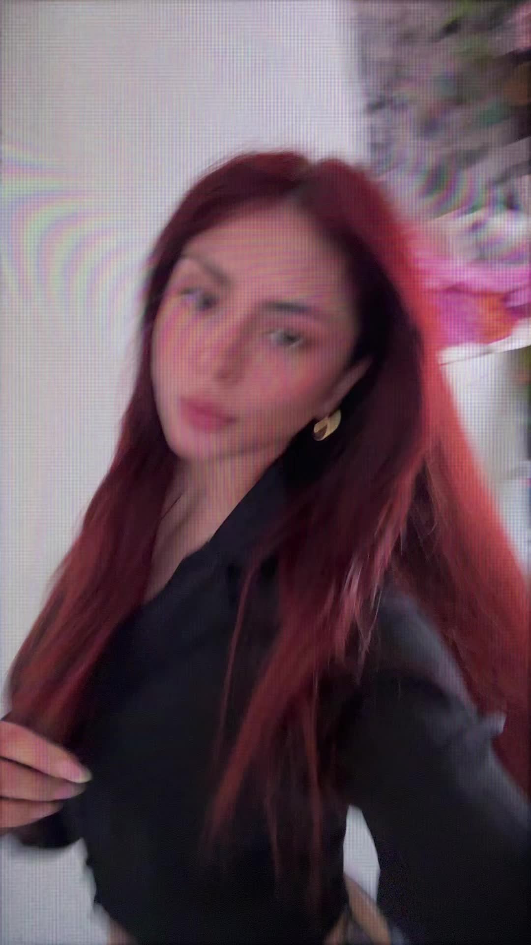 @Sara🤡