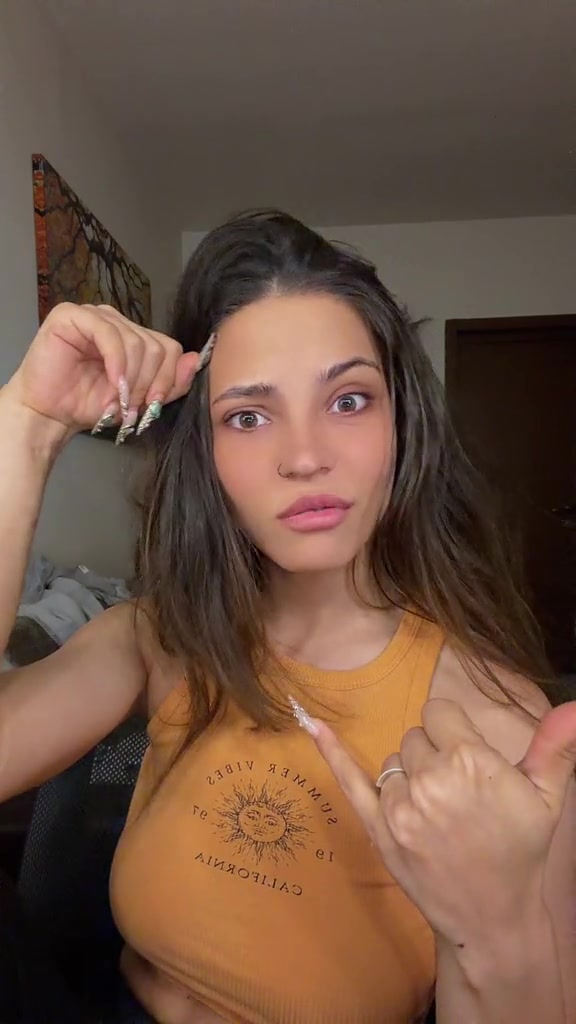 @Emma🦋