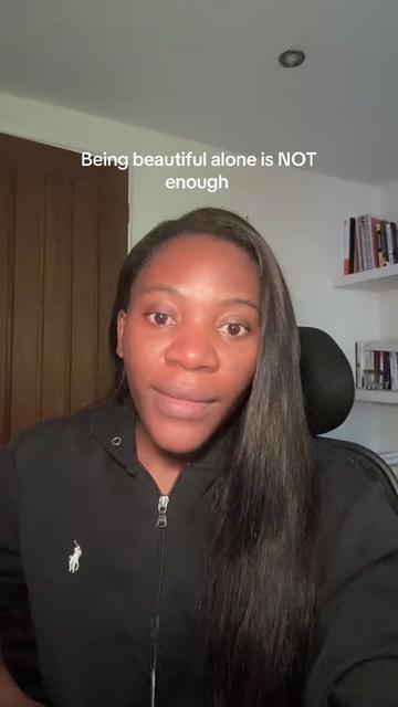 @Elite Dating Coach Monica