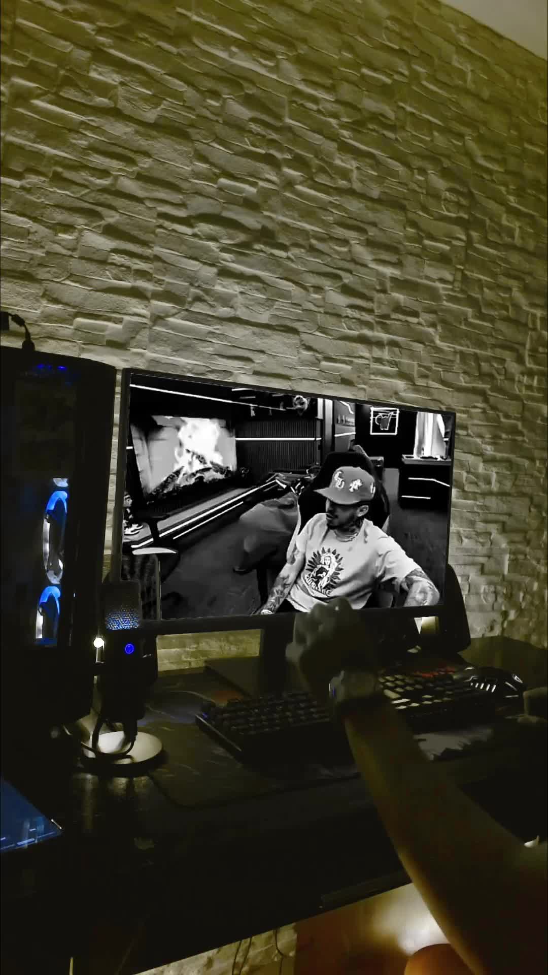 @soy_julian