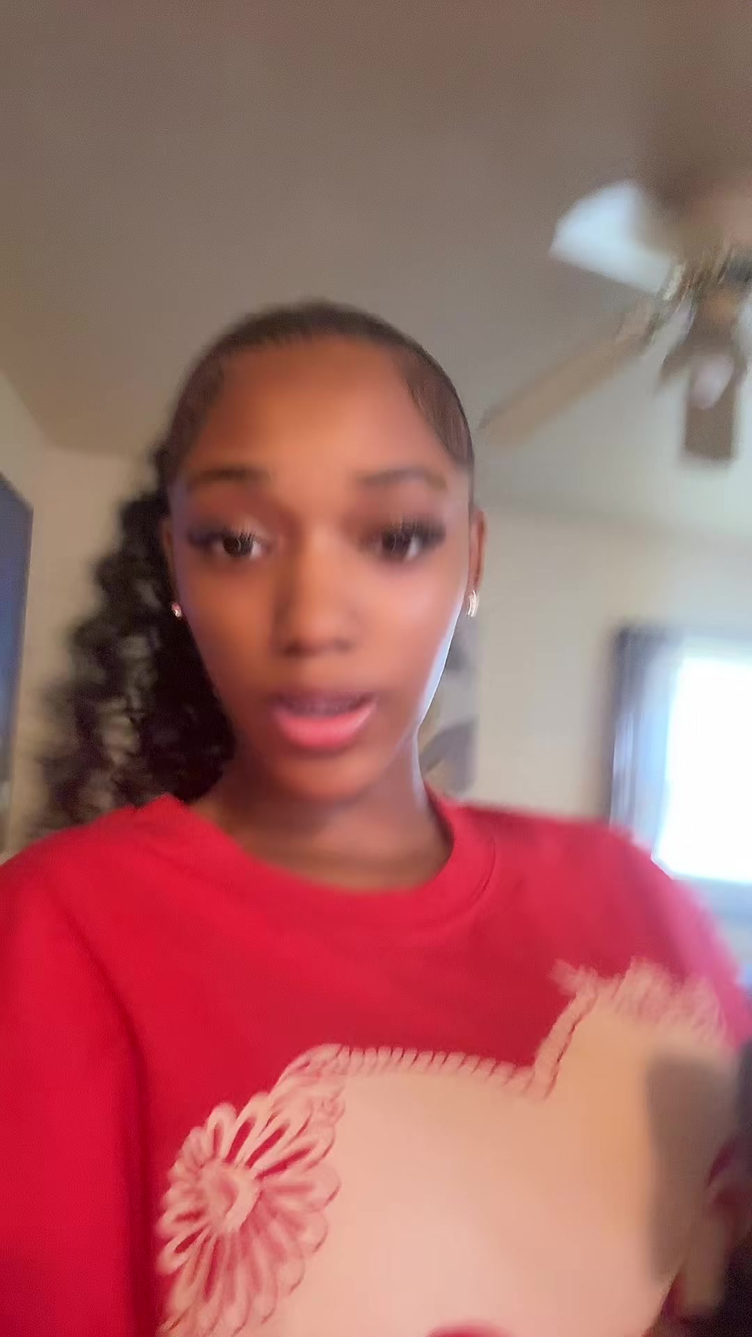 @Monaee🍦🫧
