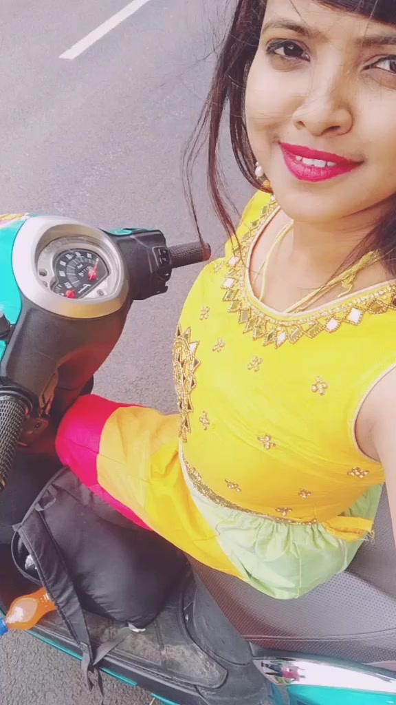 @Niveditha chinnu