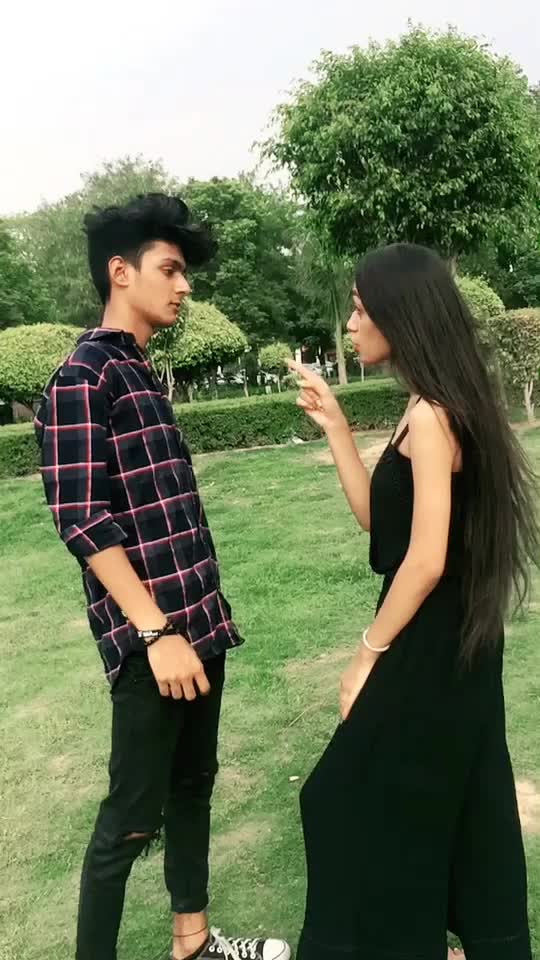 @AAYUSHI🎈