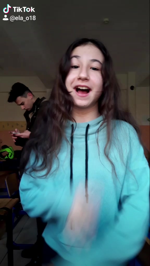 @ElaOral