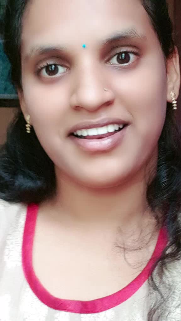 @👑Gayathri Reddy👑