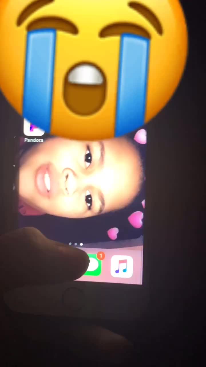 @iPhone gang bang😘🅿️