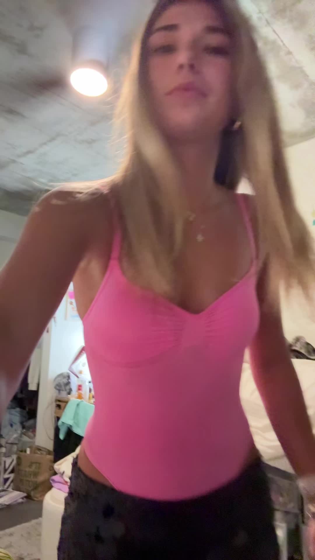 @🥰