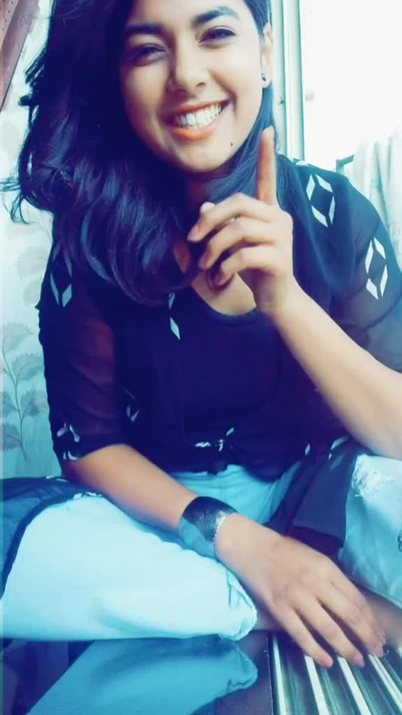 @Harshita Tarwariya❤