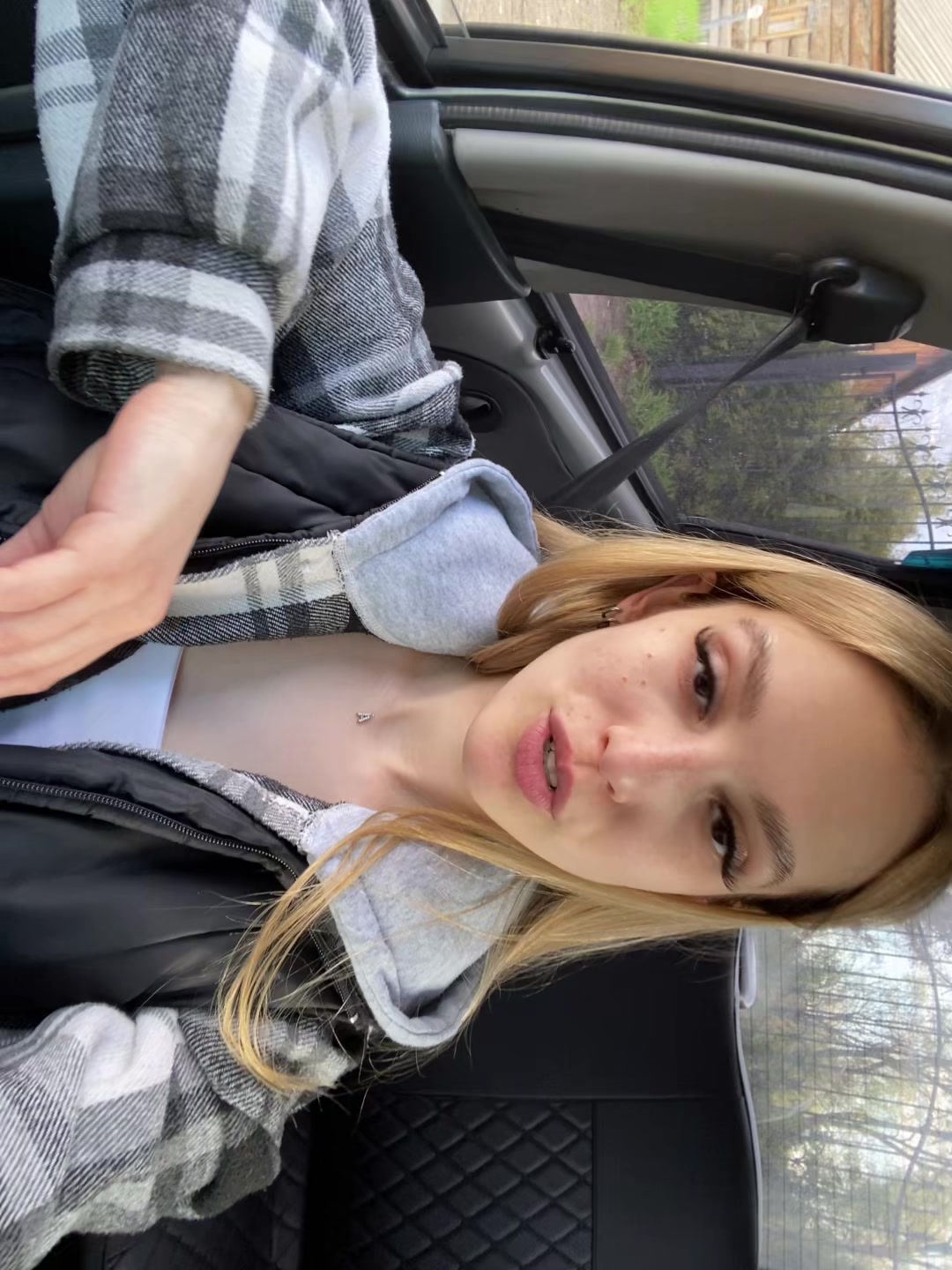 @🎀