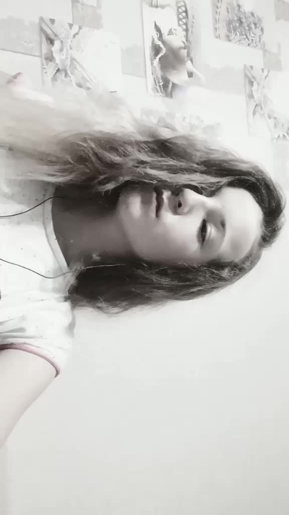 @виктория
