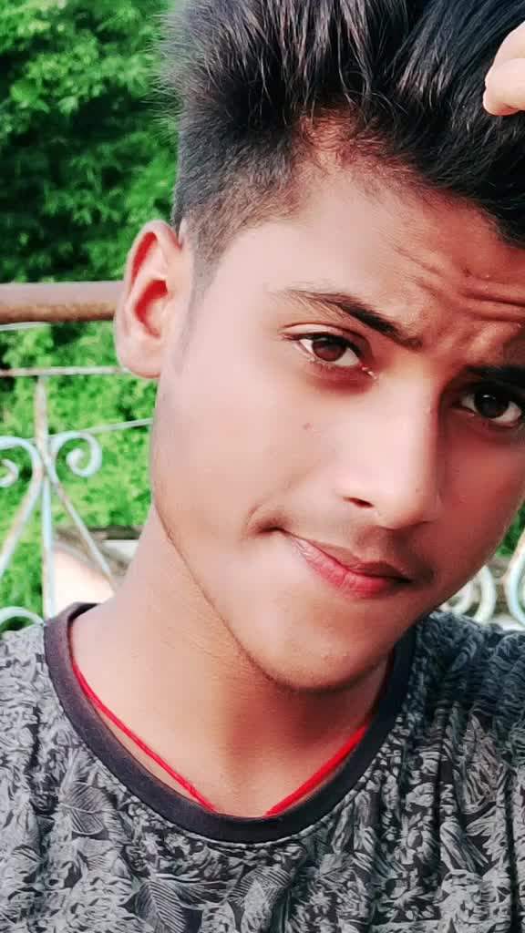 @👑👑🇰ING ANIKET SINGH👑👑