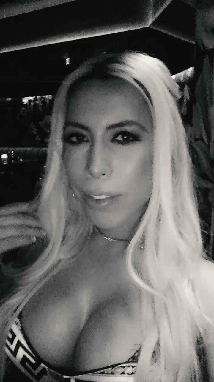 @Bianca de la Garza