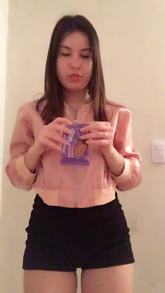 @candiiaguss