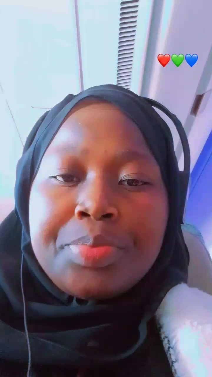 @boss lady 🇺🇬🇨🇦