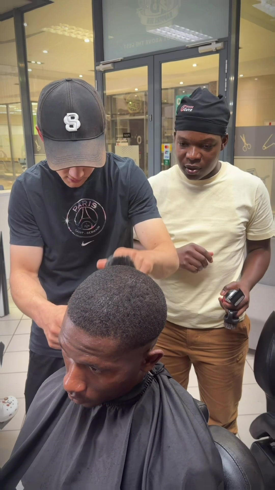 @THRONE CUTZ®