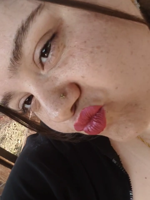 @~B~