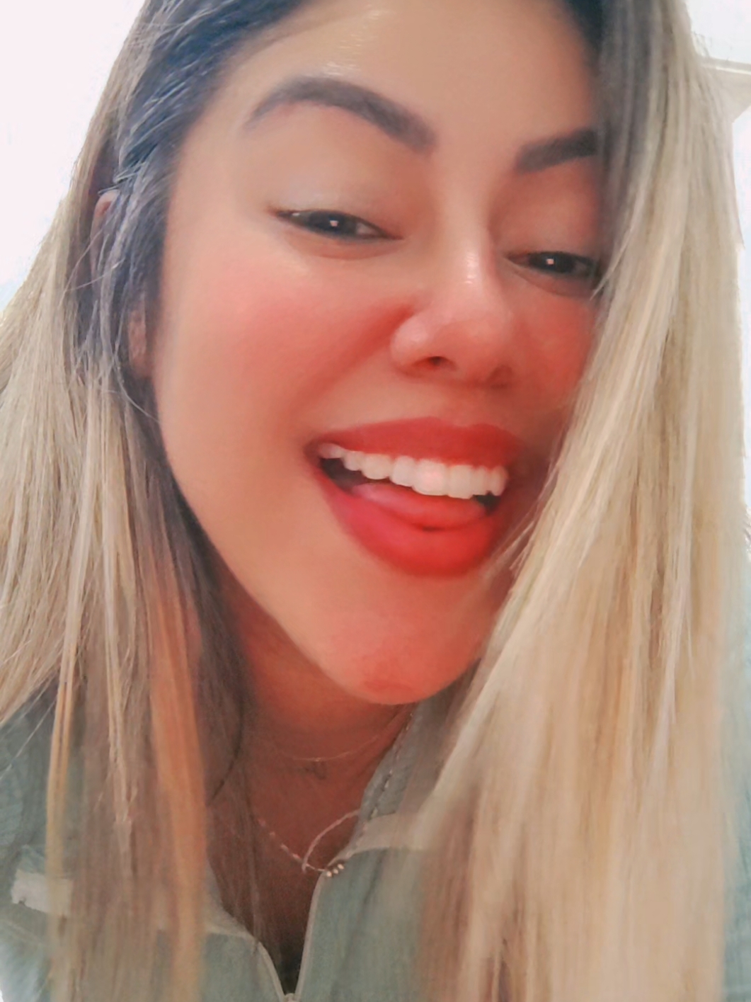 @VaneMoli