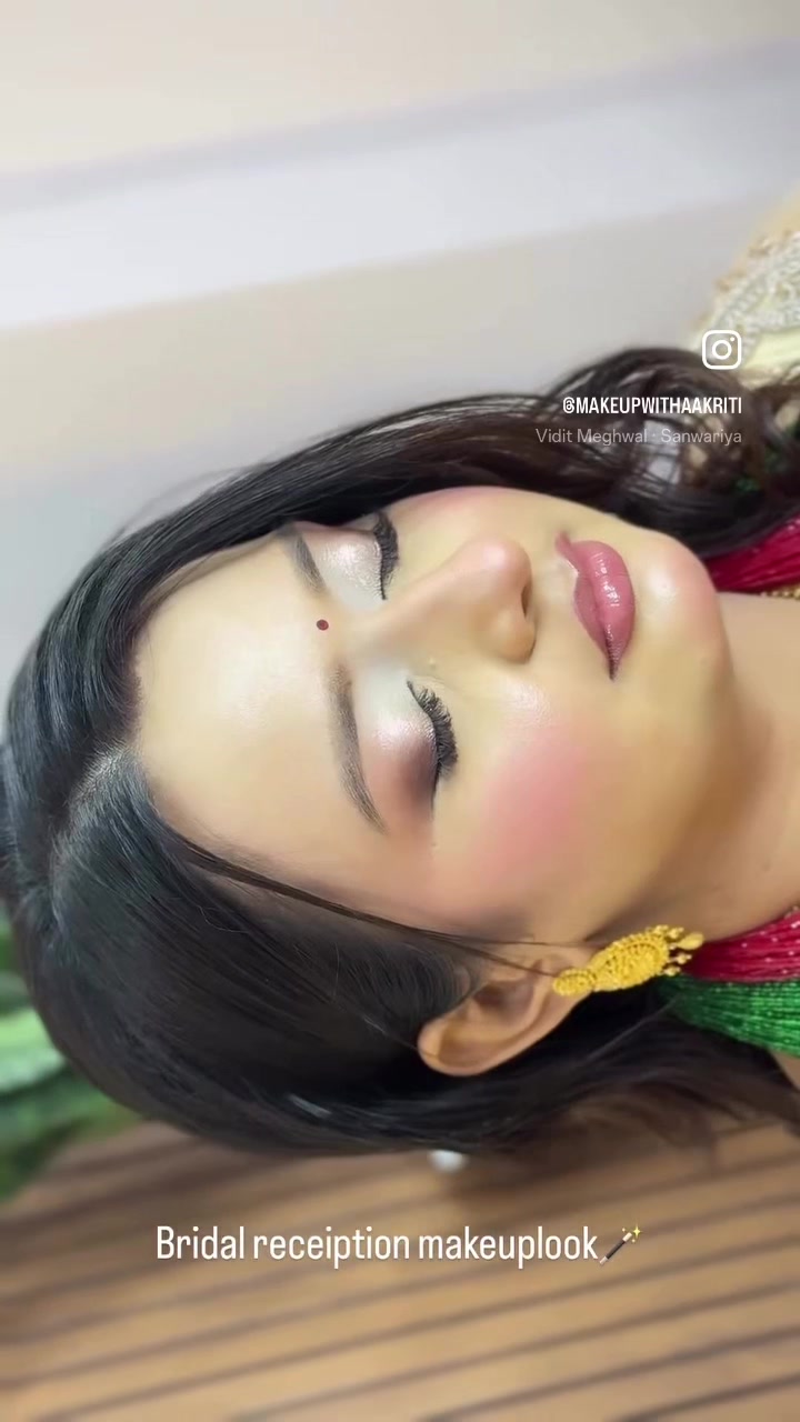 @Makeupwithaakriti
