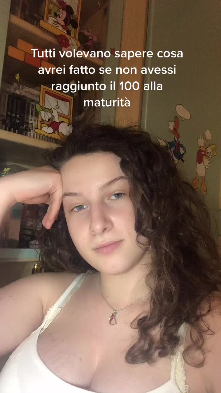 @Dæniela🌸
