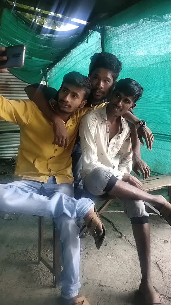 @GuRu
