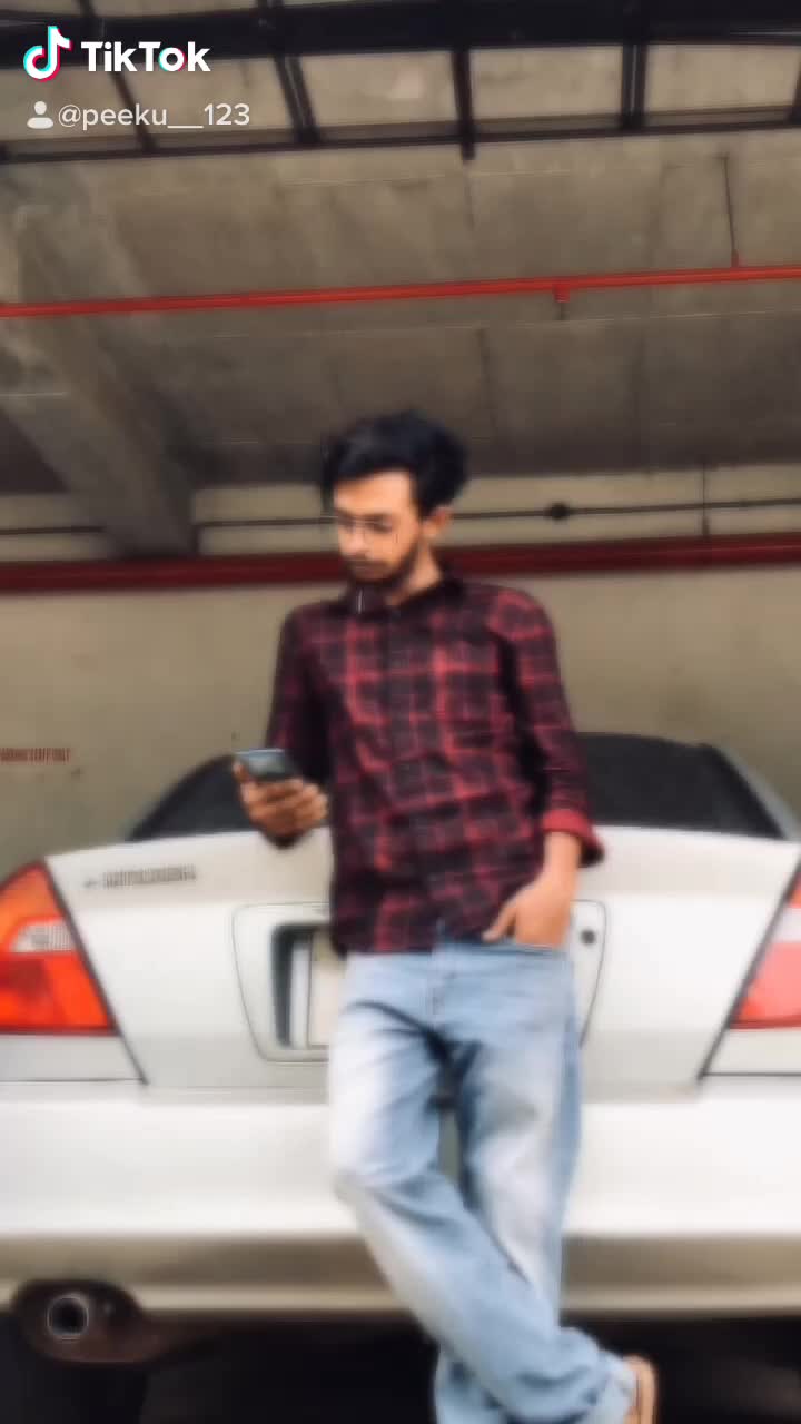 @Peeku_