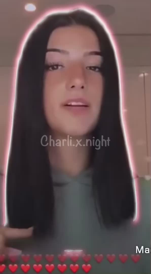 @Charli𓆉