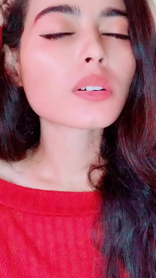 @neha_adekar_official