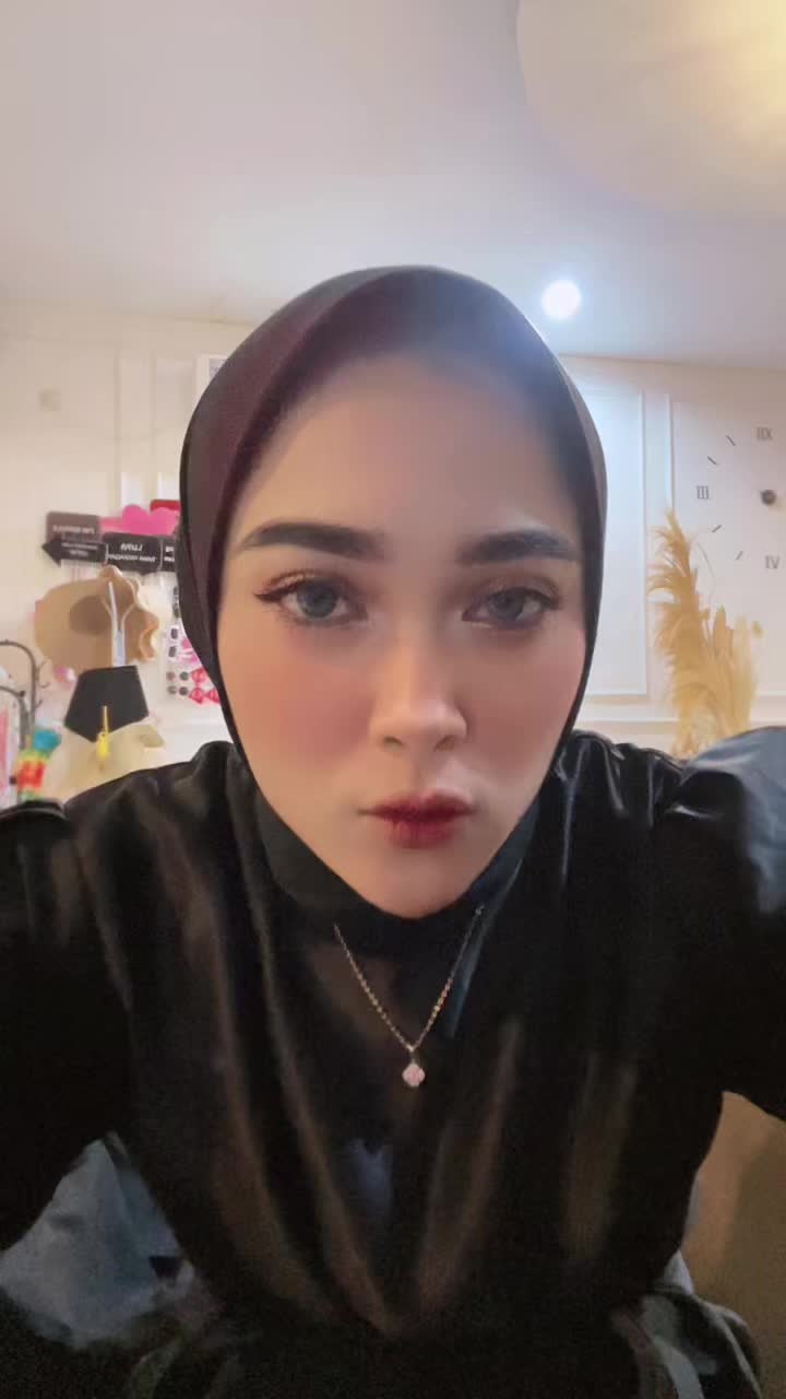 @Fi