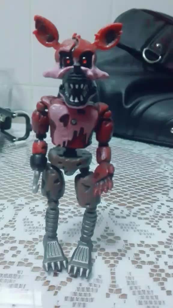 @The fnaf girl