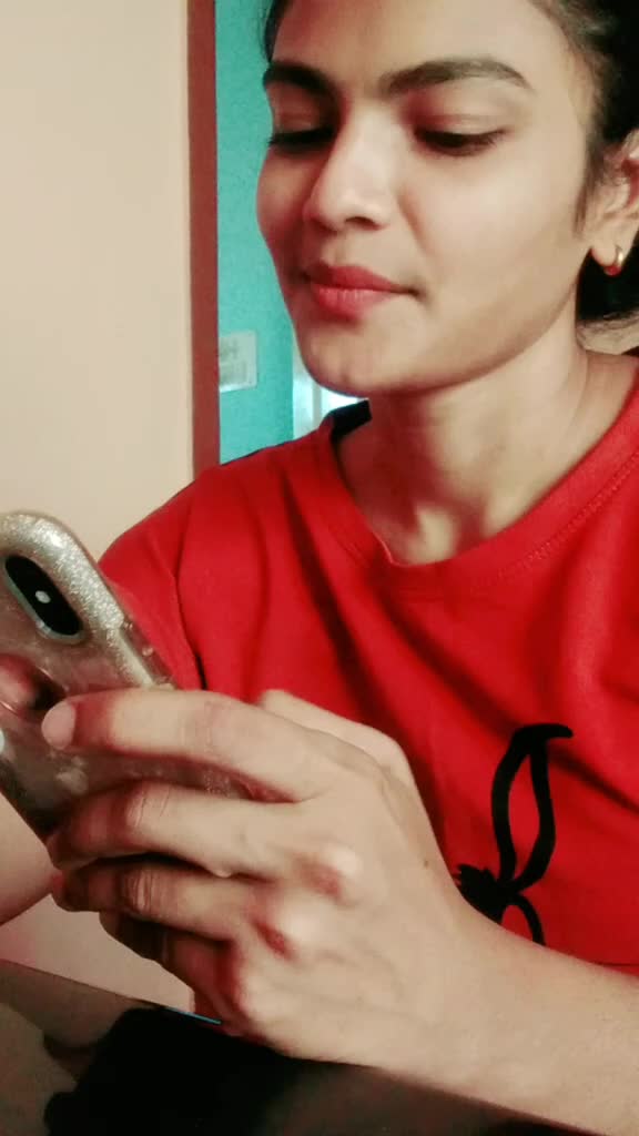 @Vaishu_cherie