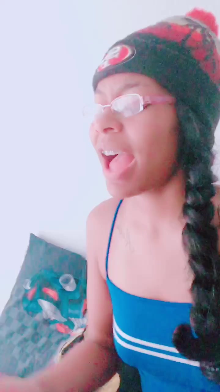 @Monèt🥰🤤