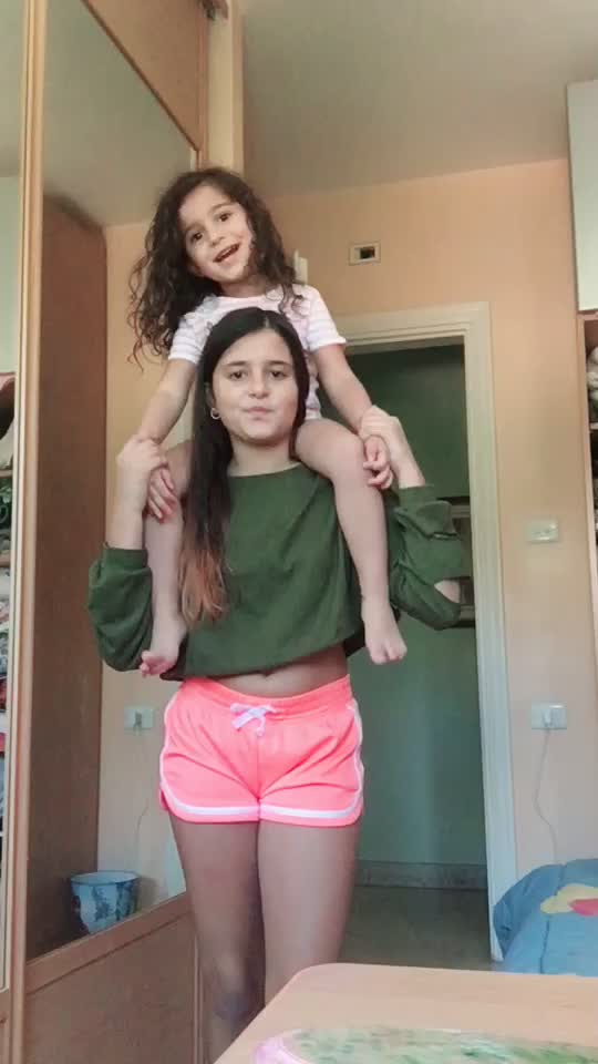 @Naya Khoury