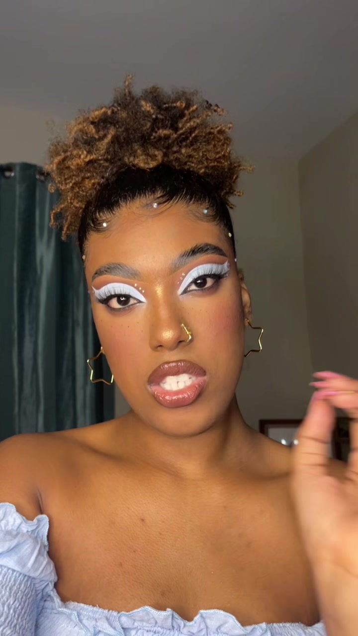 @🥀✨ 𝓡𝓾𝓫𝓮𝓵𝔂⁷ 🤍🌙