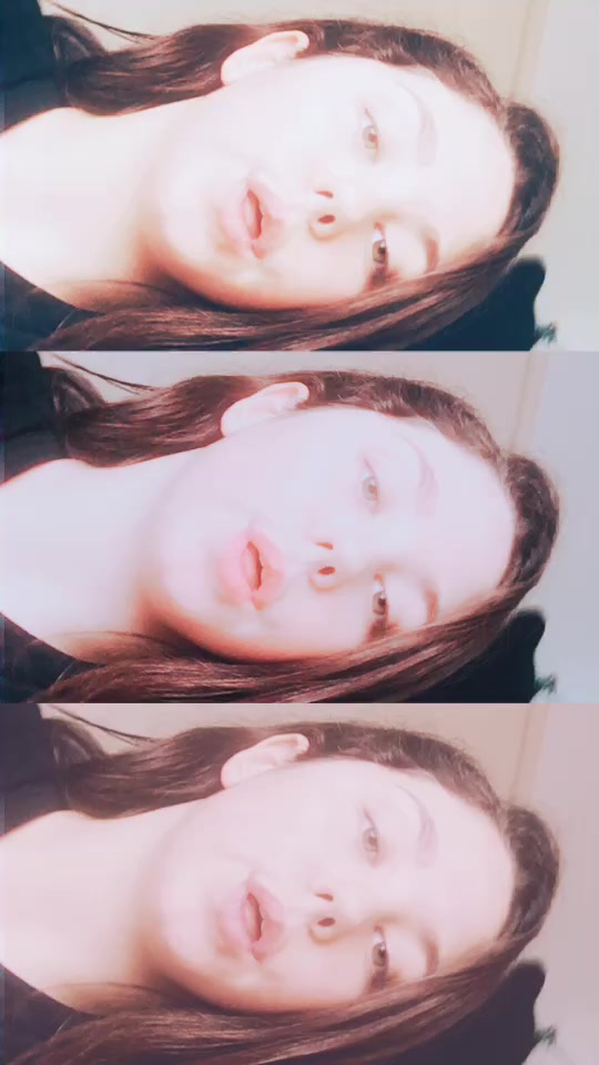 @CaitlynneLo