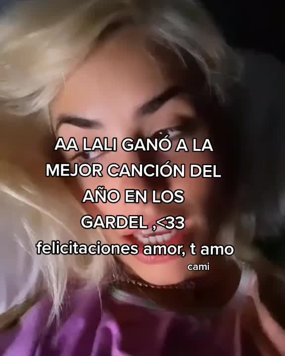 @11 boludas atras de lali