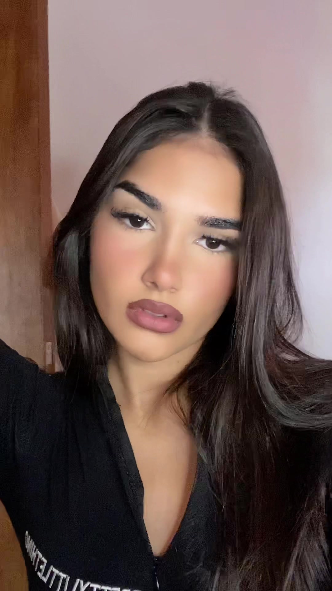 @KOMAL🤍