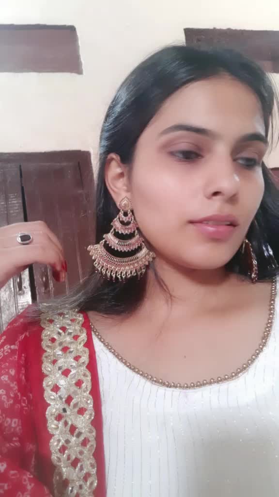 @Niku chaudhary (Nvi)