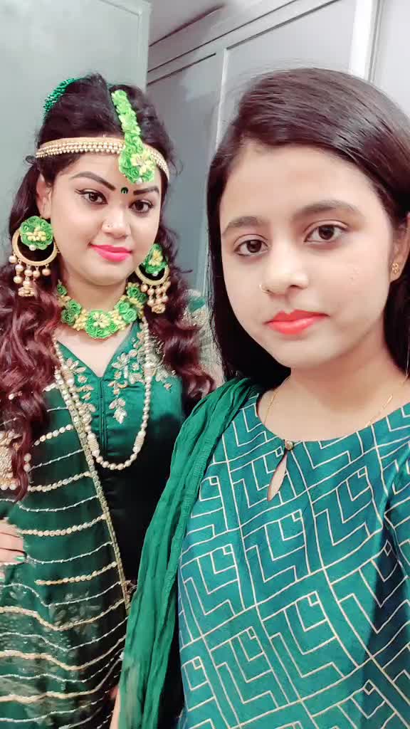 @Anu Dubey🌟singer