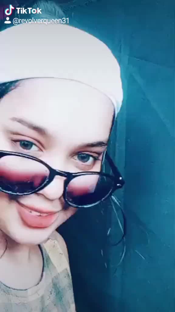 @S H E R N I