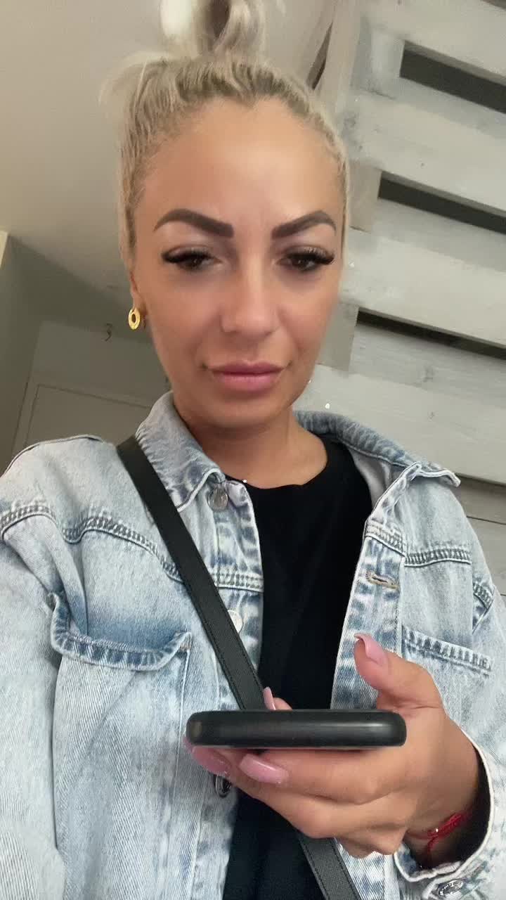 @Priv3e