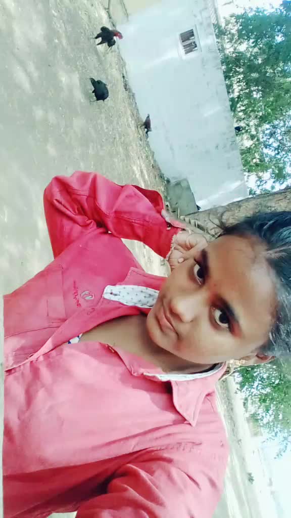 @menaka qt