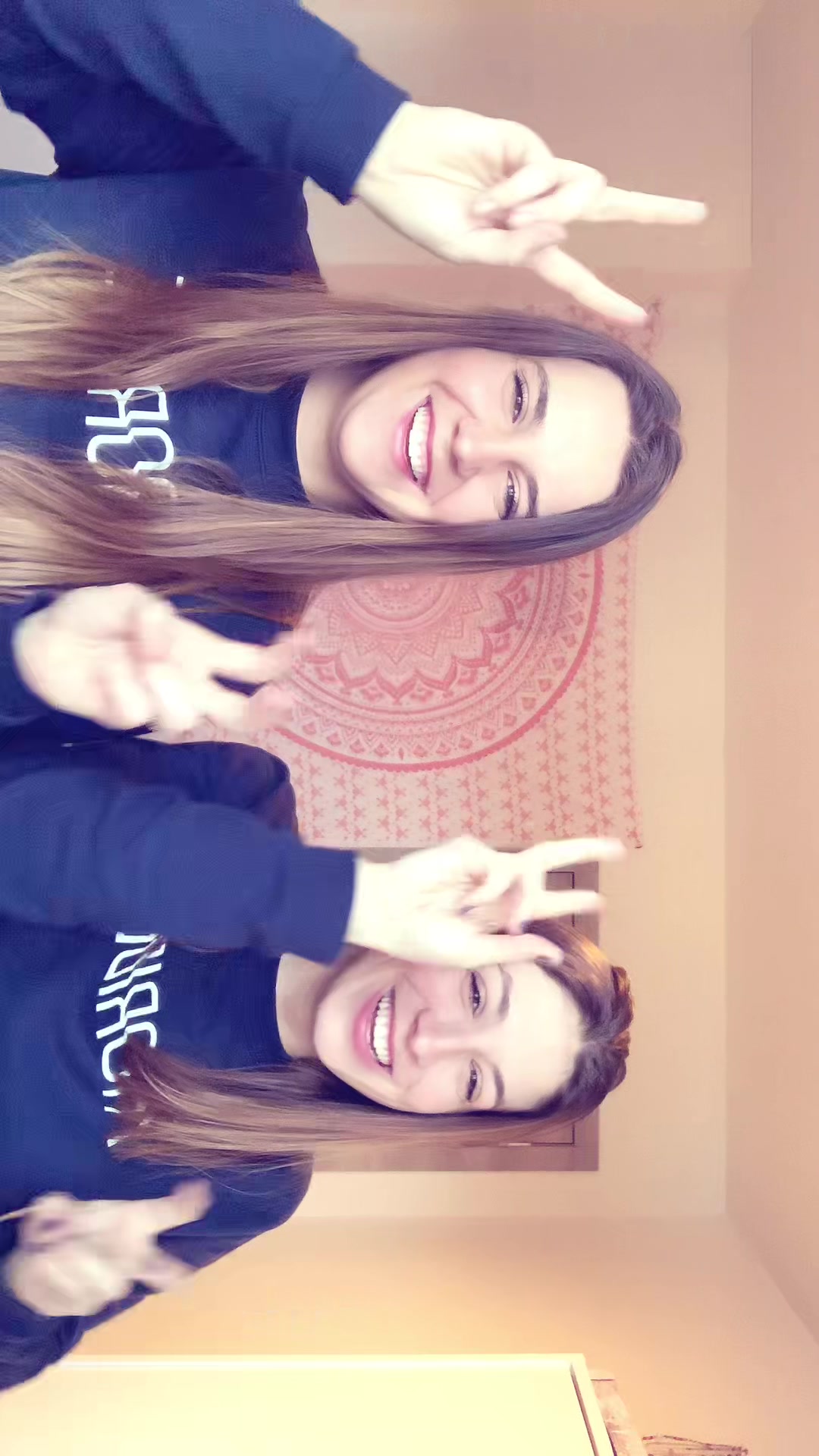 @Elodie & Laura 💎